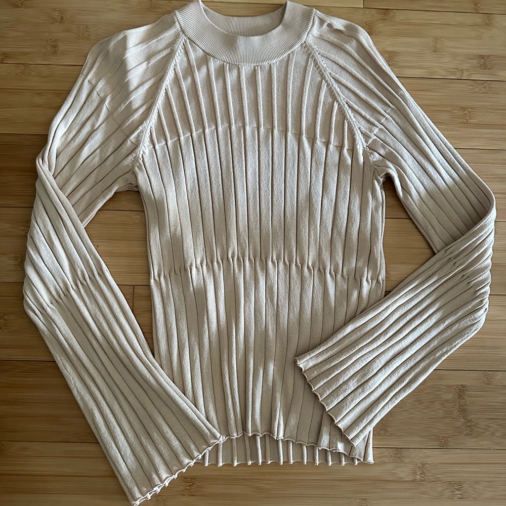 Club Monaco Women's Long Sleeved Cream Shirt XS NWOT